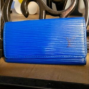 Louis Vuitton Blue Epi Keyholder